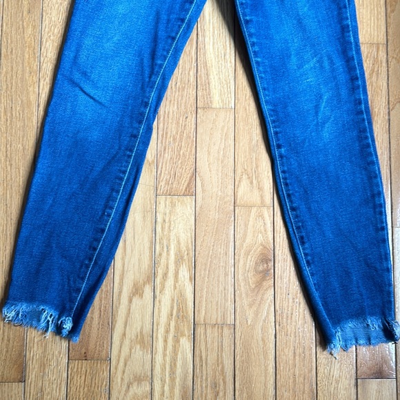 L.T.J High Waisted Jeans (Medium Wash) Frayed Bottoms - Picture 4 of 6